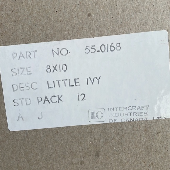 ❤️Little Ivy Holly Hobby Set of 2 Vintage Framed pictures. - Picture 5 of 6